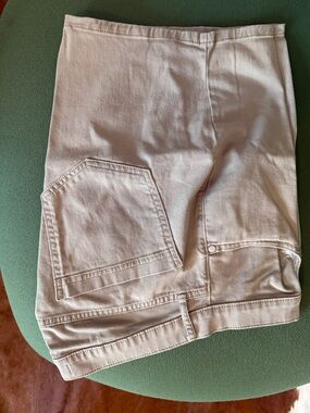I’m a khaki man.